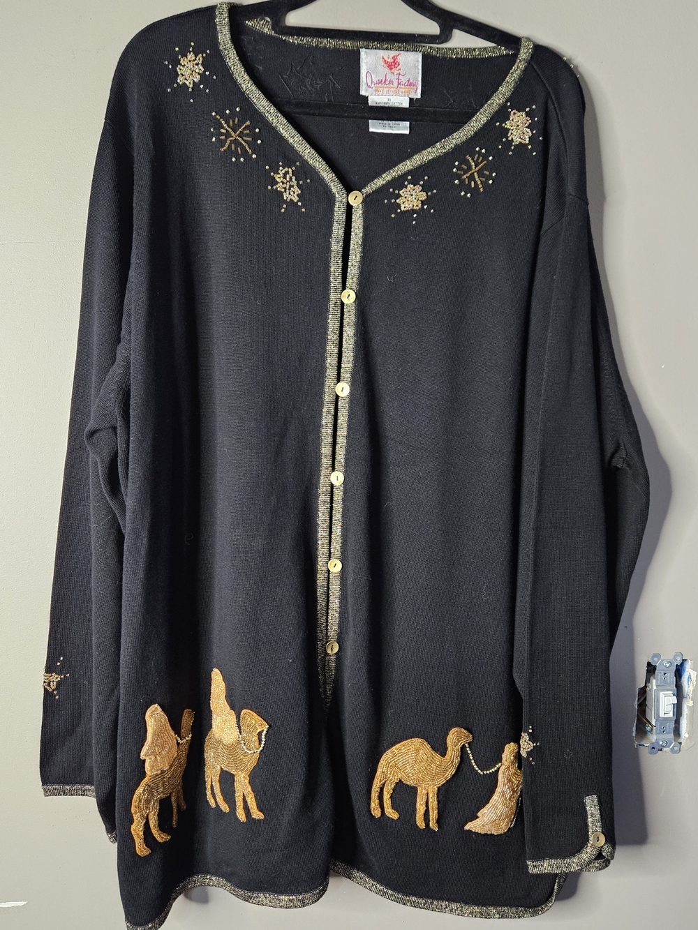 Quacker Factory Black Embroidered Camel Cardigan